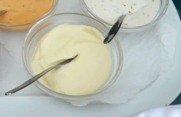 How Long Does Mayonnaise Last? Refrigerated vs Left Out Survival