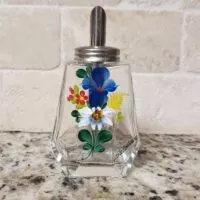 Acrylic-Paint-on-a-Glass-Bottle