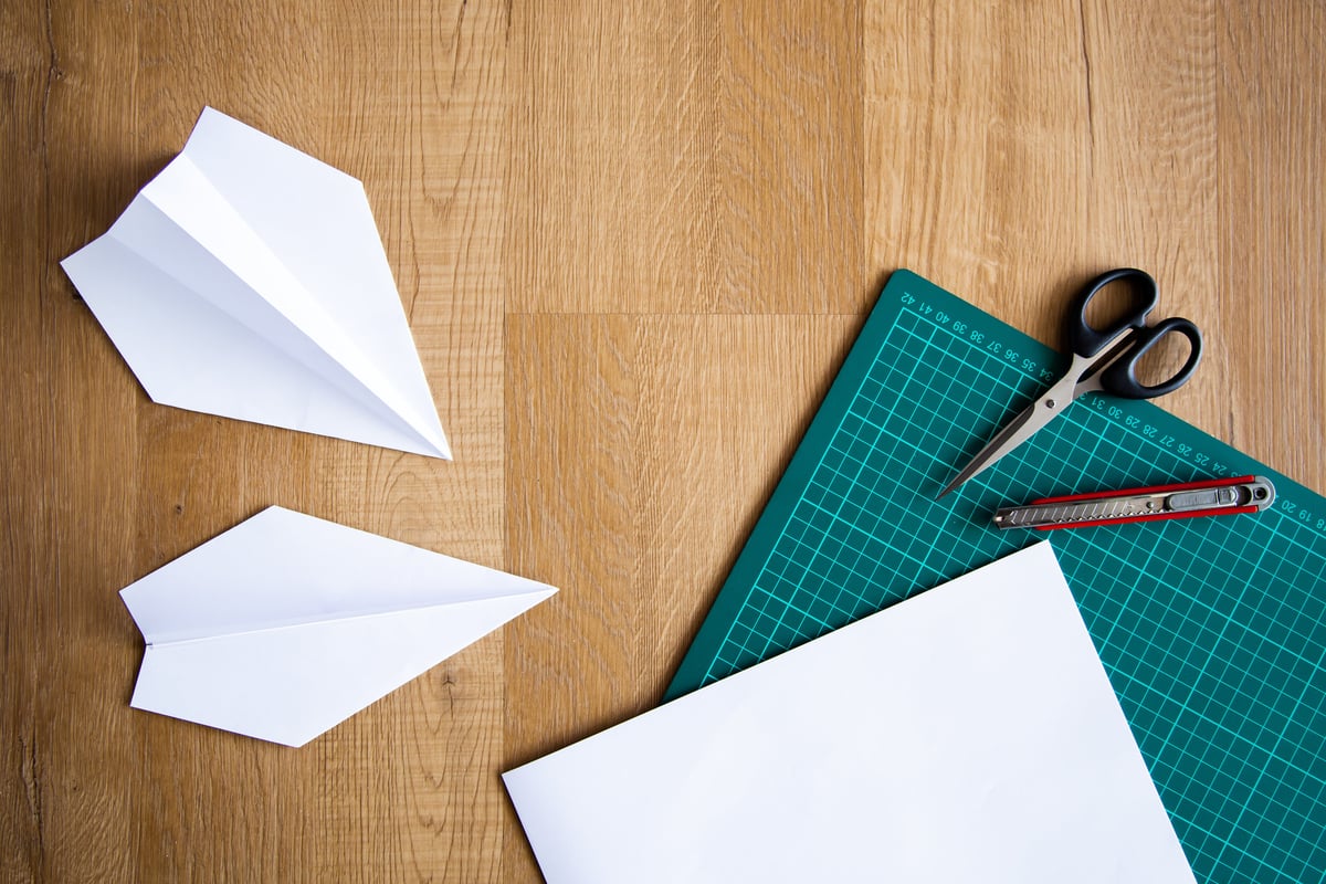 What Is the Best Paper for Paper Airplanes? (That Fly Far) Survival