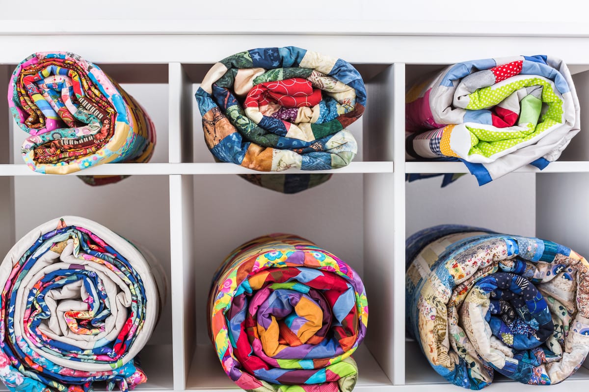 4 Best Storage Containers for Quilts (And How to Store Them) Survival Freedom