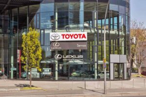 Toyota vs. Lexus | Differences to Consider Before Buying - Survival Freedom