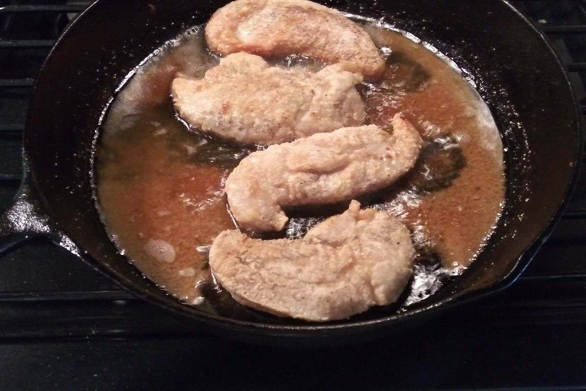 The Best Flour for Fried Chicken (With 4 Alternatives) Survival Freedom