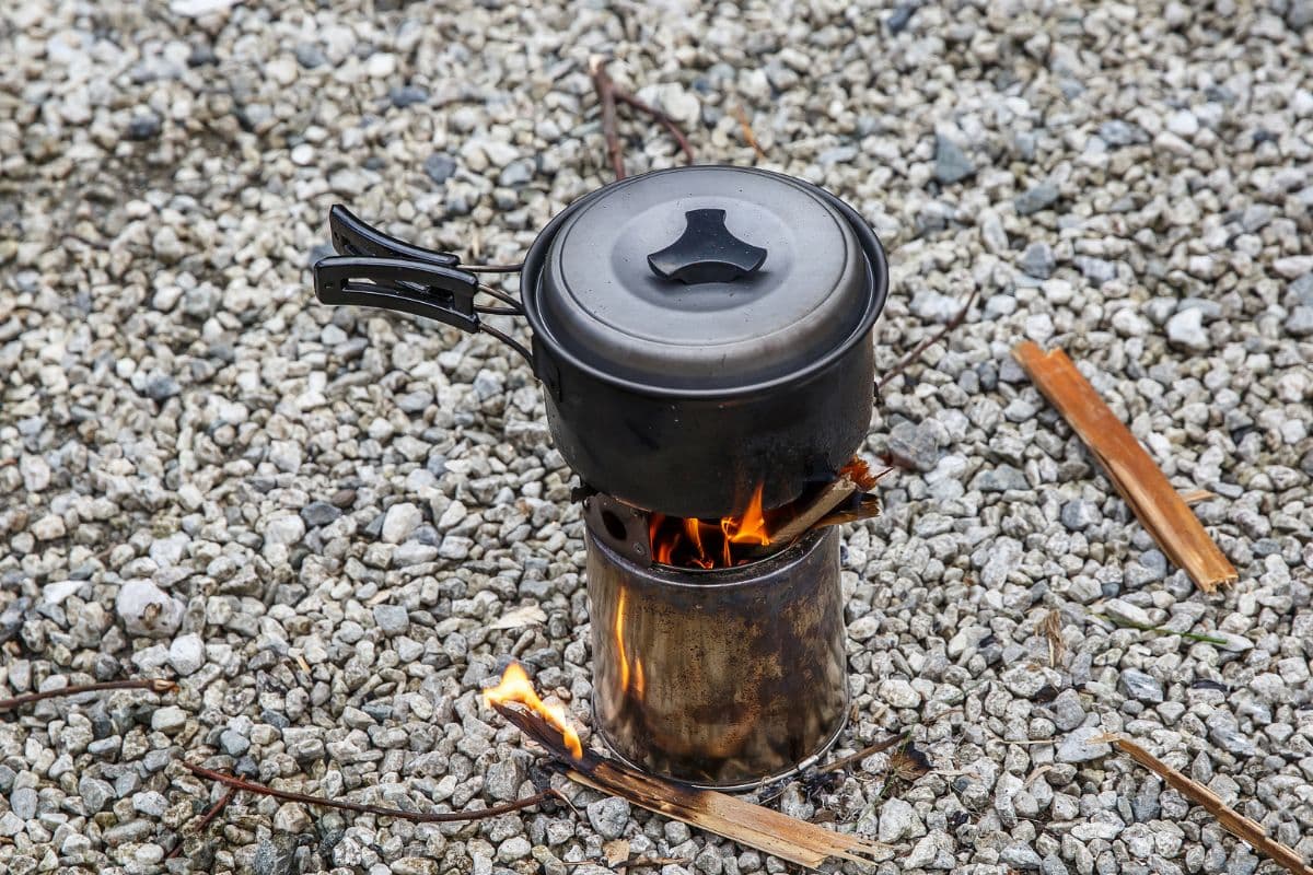 What Is a Hobo Stove? (And How To Make One) Survival Freedom