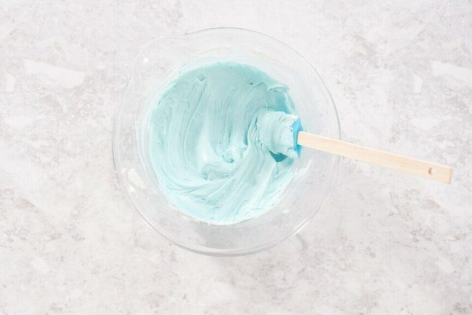 12 Easy Ways to Fix Runny Frosting Survival Freedom